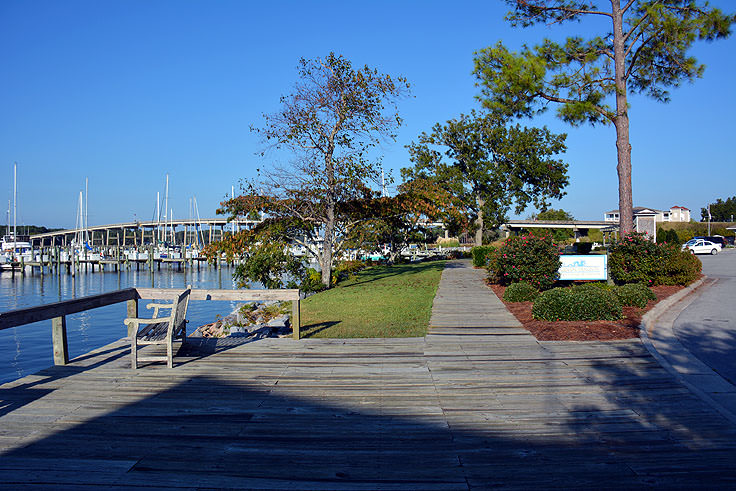 A waterfront walkway in Oriental, NC