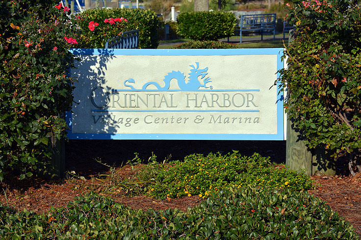 Oriental Harbor Marina welcome sign