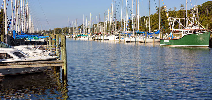 Pecan Grove Marina in Oriental, NC